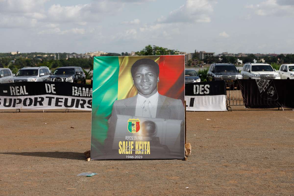 Le Mali rend un ultime hommage à Salif Keita ancienne gloire du foot