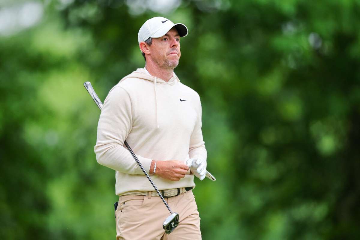 Rory McIlroy não fala do divórcio mas está confiante no seu jogo e