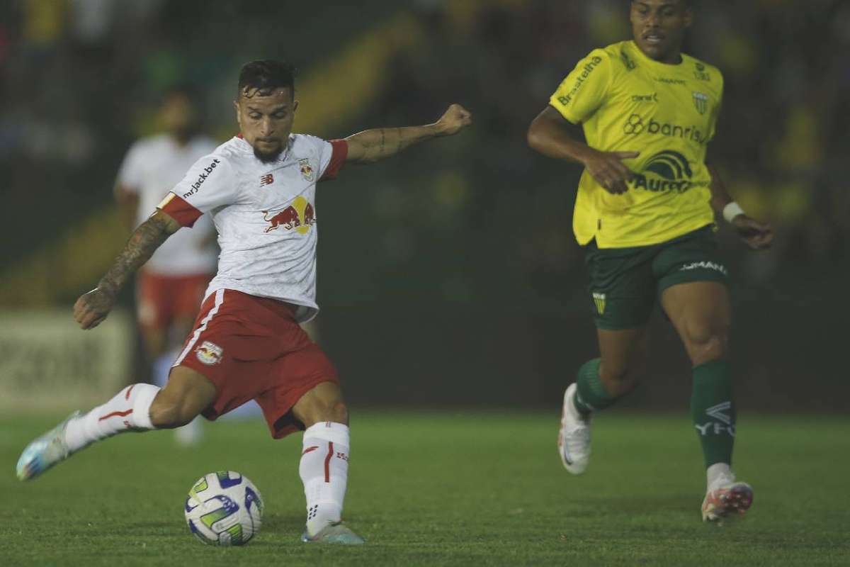 Palmeiras Mant M Investida Para Contratar Atacante Artur Do Red Bull