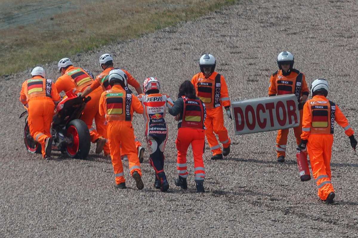 Moto GP In Germani Marquez Si Ritira Dopo La Caduta Nel Warm Up