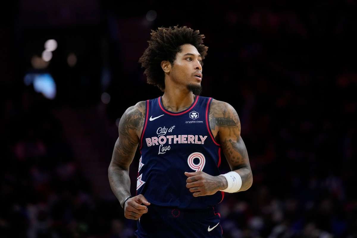 Nba Kelly Oubre Sixers Atropelado Em Filad Lfia Flashscore Pt