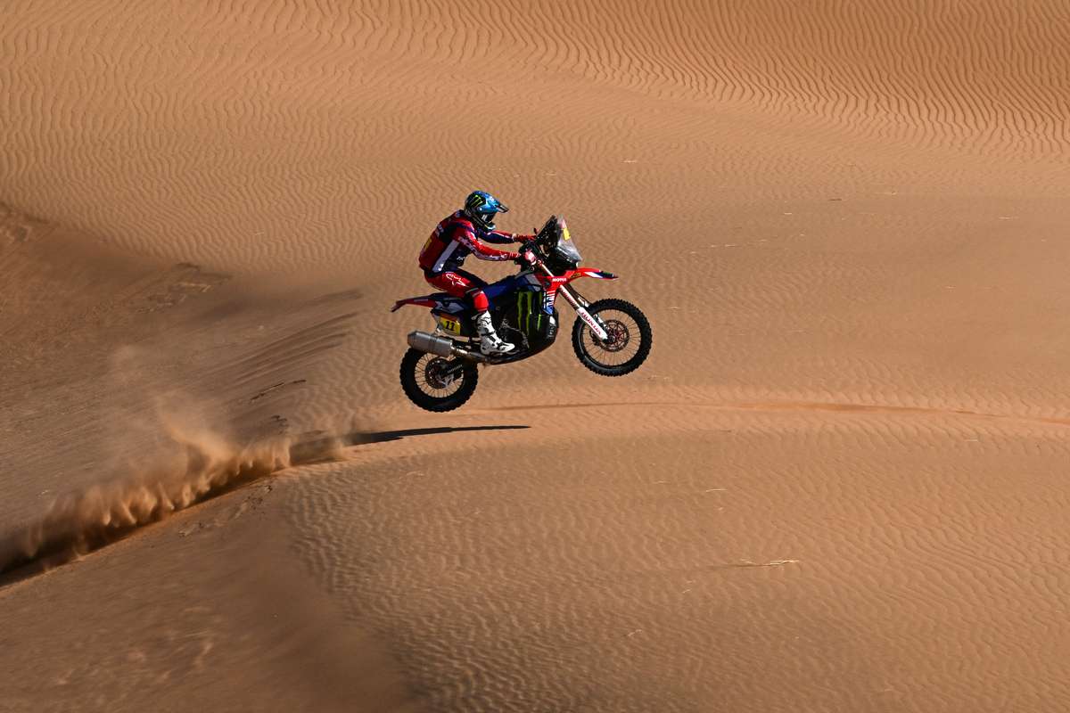 Cornejo Se Pone L Der De La General De Motos En El Dakar Flashscore Es