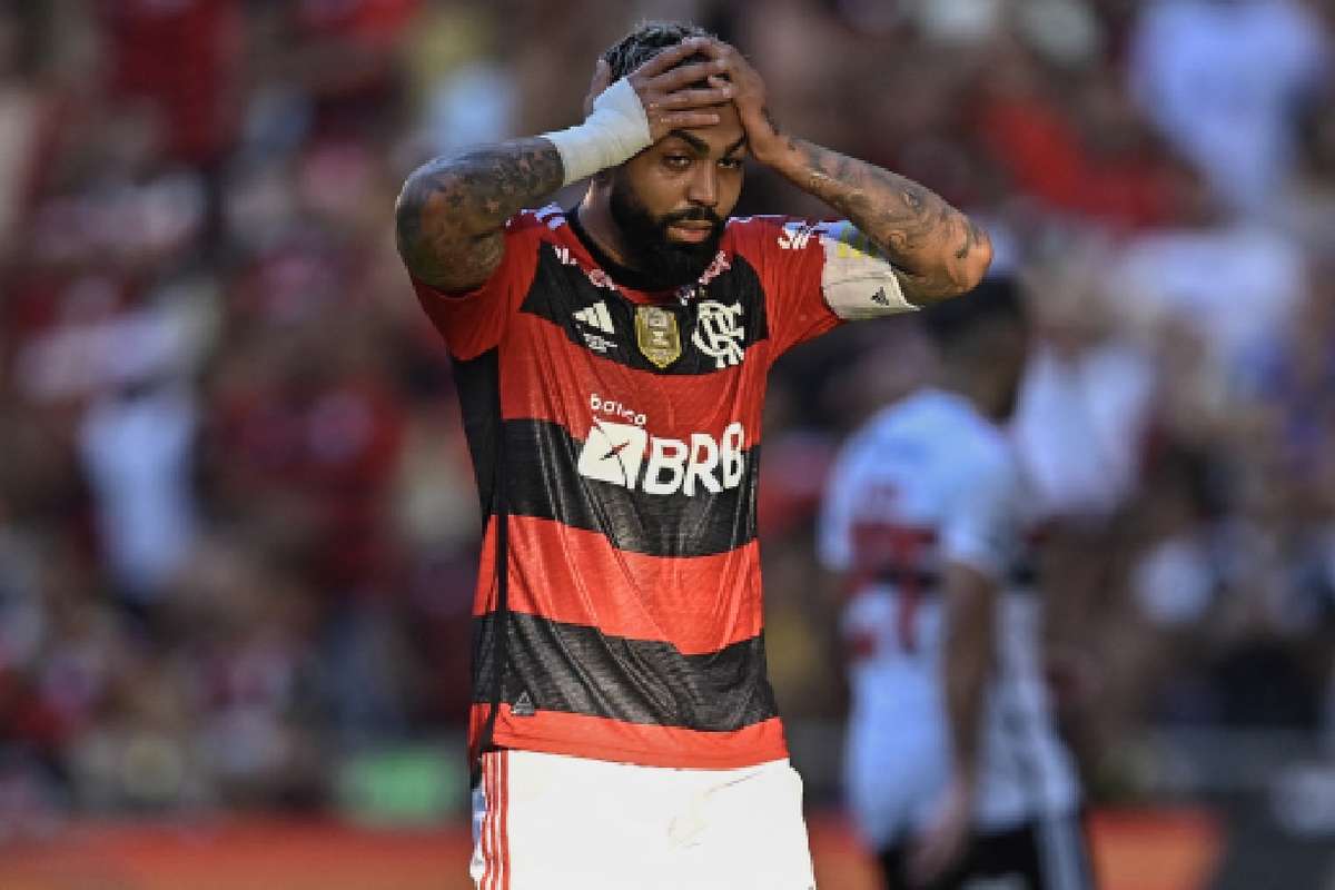 Gabigol admite que usou camisa do Corinthians e pede perdão à torcida