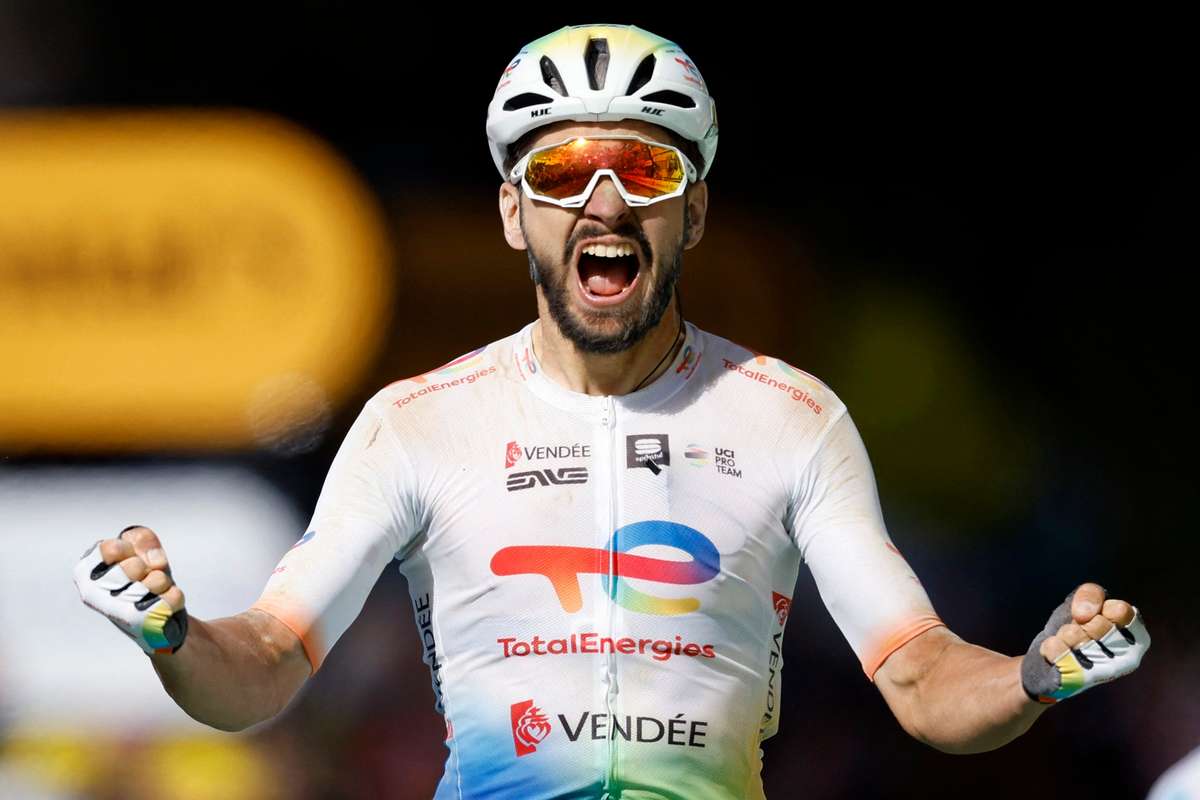 Frenchman Turgis Wins Gravel Laden Tour De France Stage Nine Pogacar