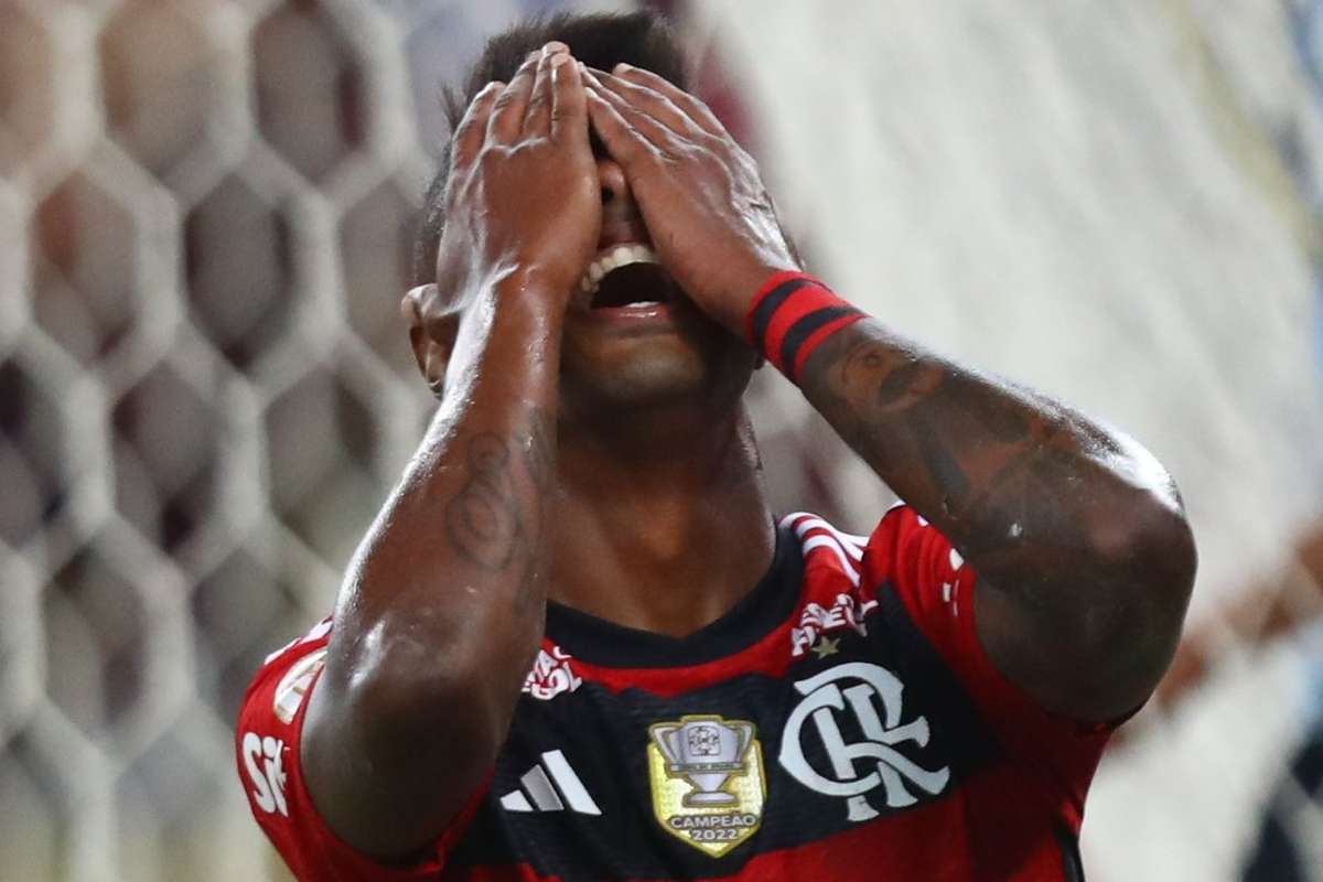 Bruno Henrique Tem Estiramento Ligamentar Confirmado E Desfalca