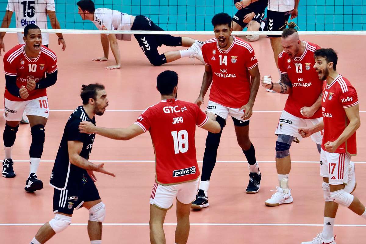 Voleibol As Declara Es Dos Treinadores De Benfica E Fonte Do Bastardo