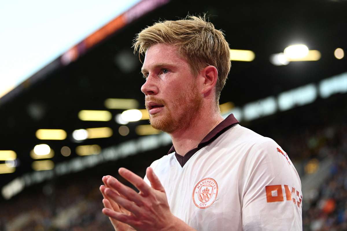 De Bruyne é relacionado pelo Manchester City para disputa do Mundial de