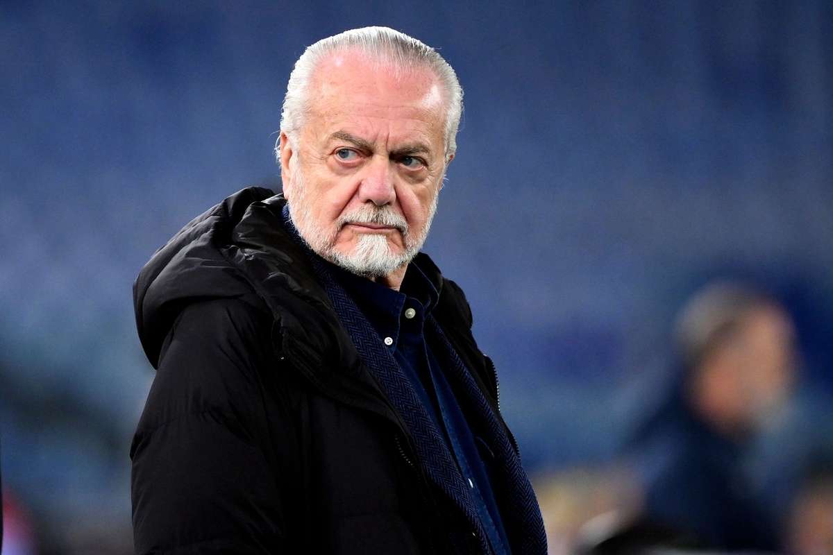 De Laurentiis Bari Seconda Squadra Il Sindaco Dei Pugliesi Si