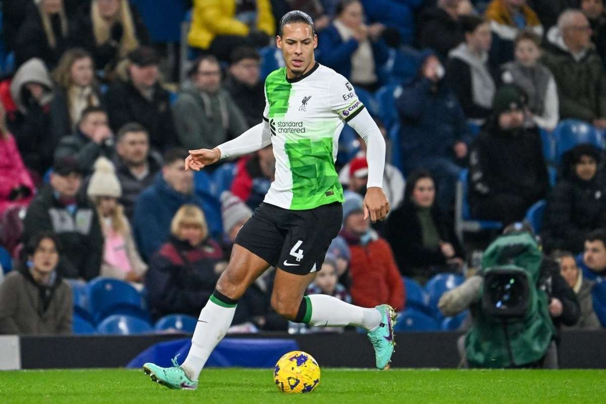 Al Nassr Serait Pr T Faire Une Offre Record Pour Virgil Van Dijk