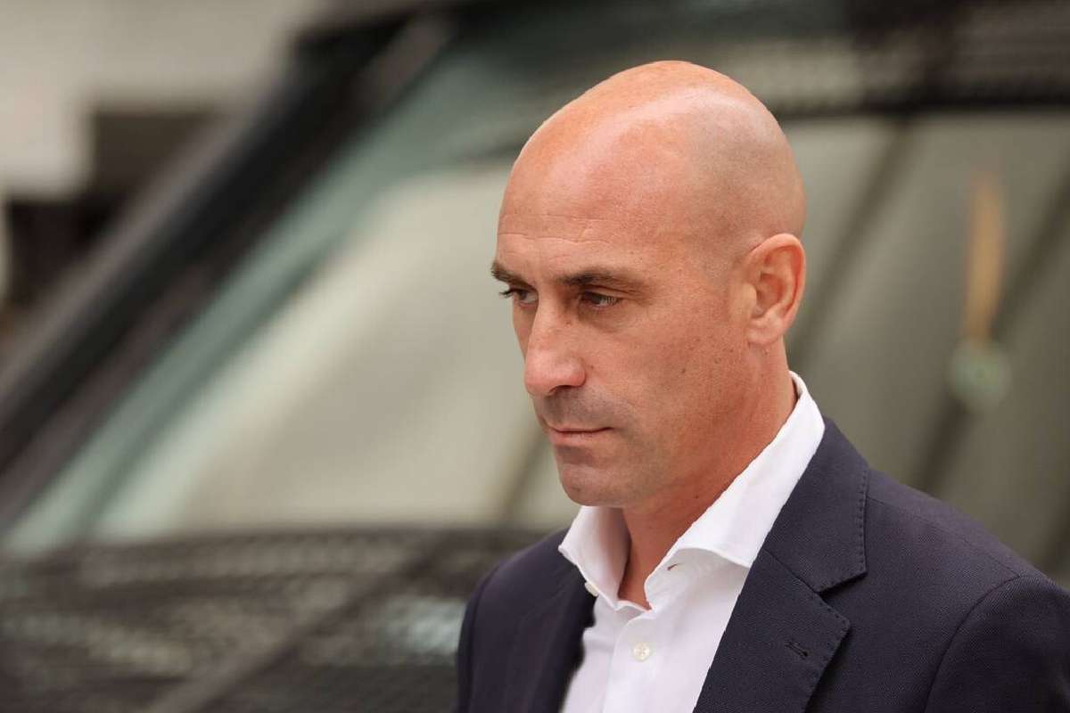 Luis Rubiales se rapproche d un procès après son baiser forcé