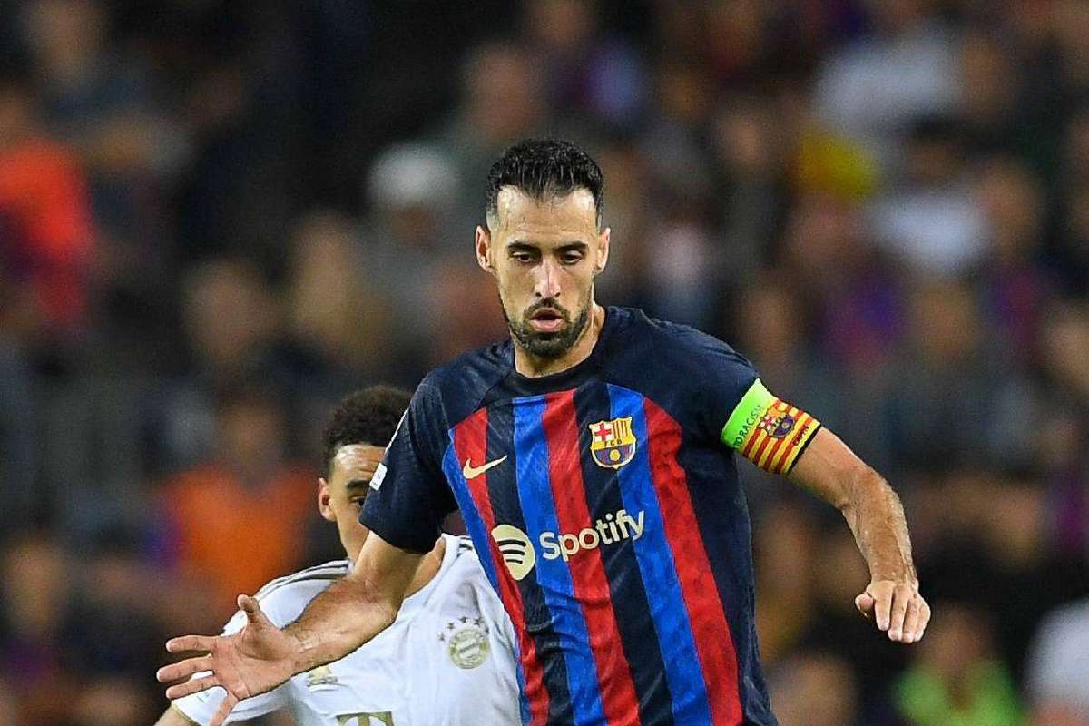 Oficial Sergio Busquets Acompa Ar A Leo Messi En El Inter Miami