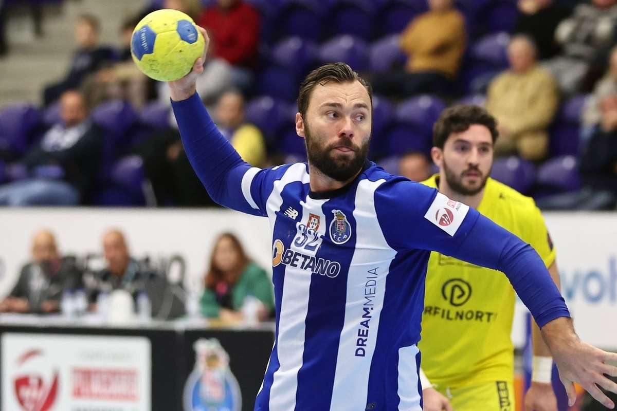 Andebol FC Porto Bate ABC 24 26 Sporting Domina Benfica 37 28