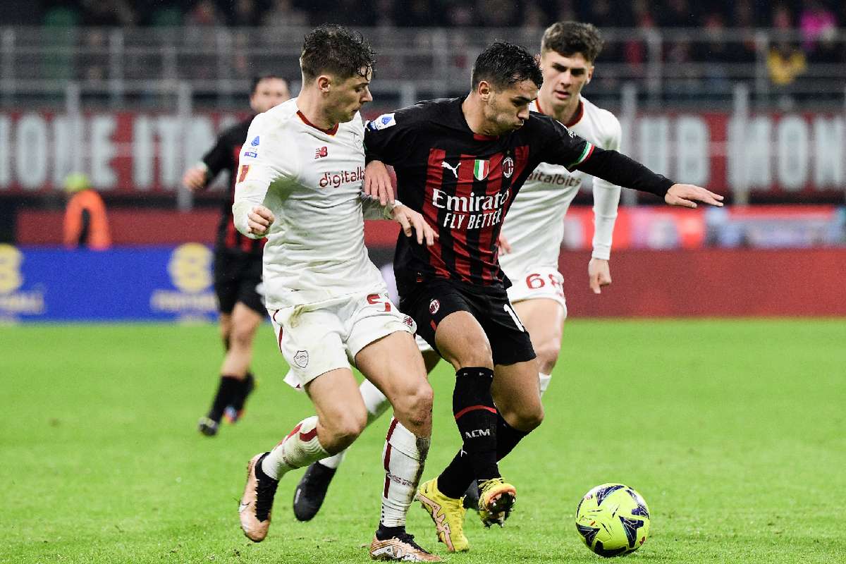 San Siro Se Desplaza A Riad Milan E Inter Se Disputan La Supercopa De