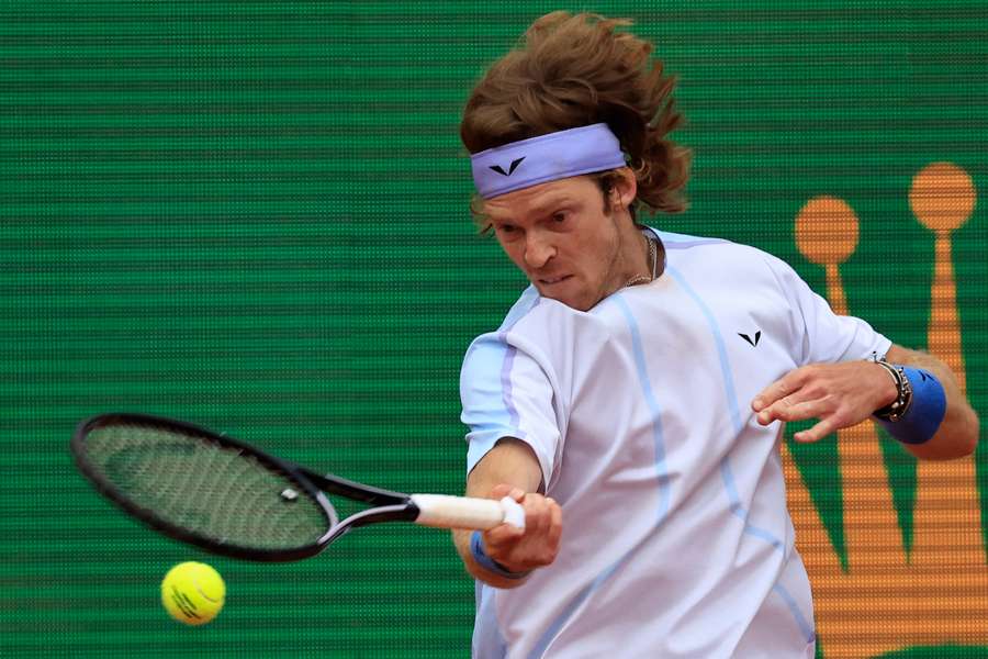 Tennis Tracker Rune Batte Sinner In Tre Set E Raggiunge Rublev In