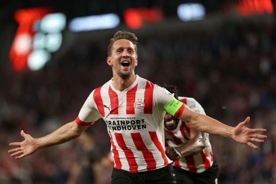 Europa League Early Roundup Psv Shock Arsenal Royale Union Qualify