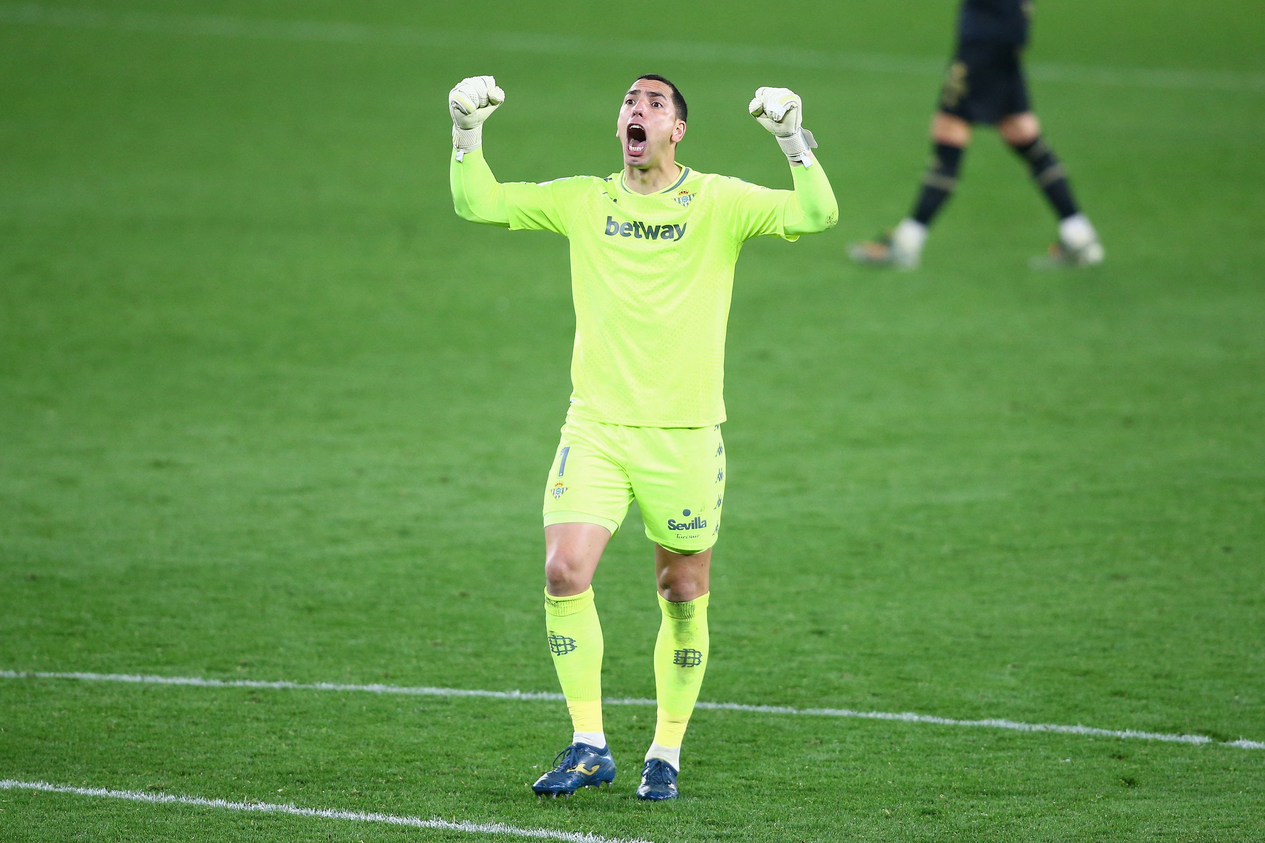 EXCLUSIVE: Joel Robles on FA Cup win, Simeone, Betis success & Roberto Martinez