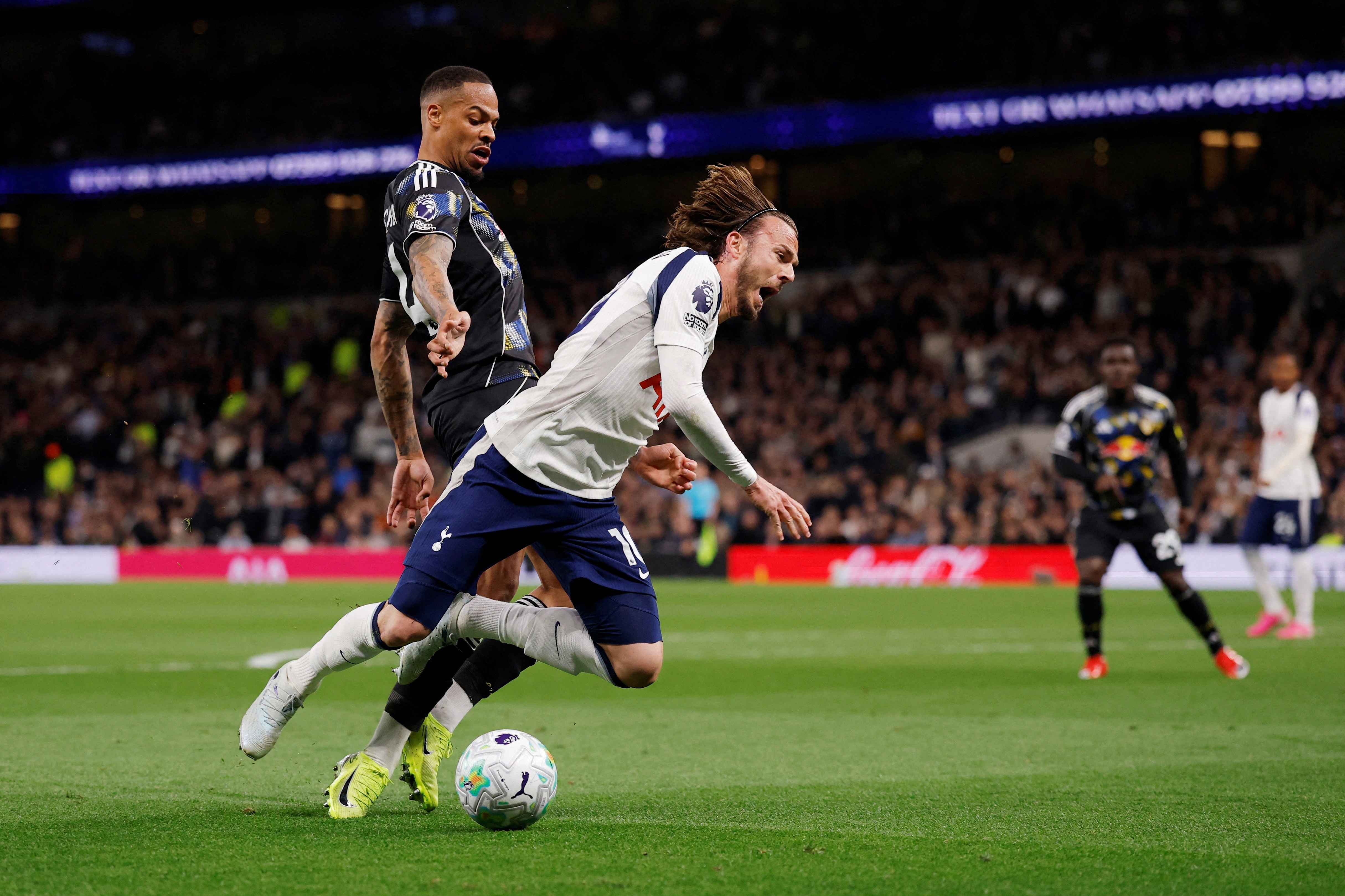 Maddison says referees 'petrified' of making decisions after penalty snub