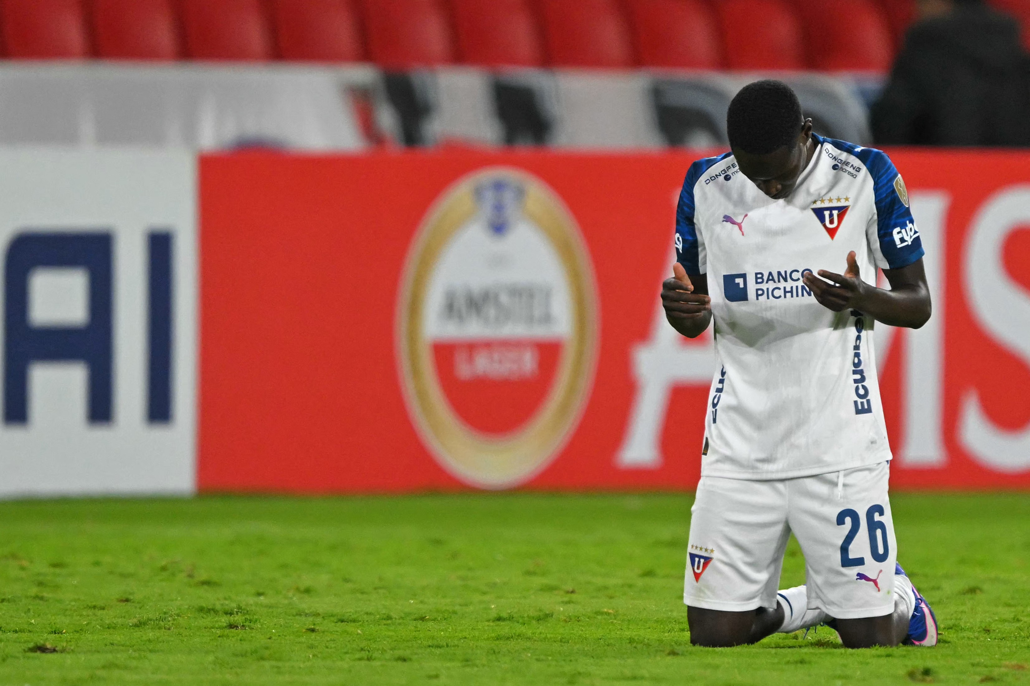 El Barça replica la 'operación Abdelkarim' con Josué Caicedo
