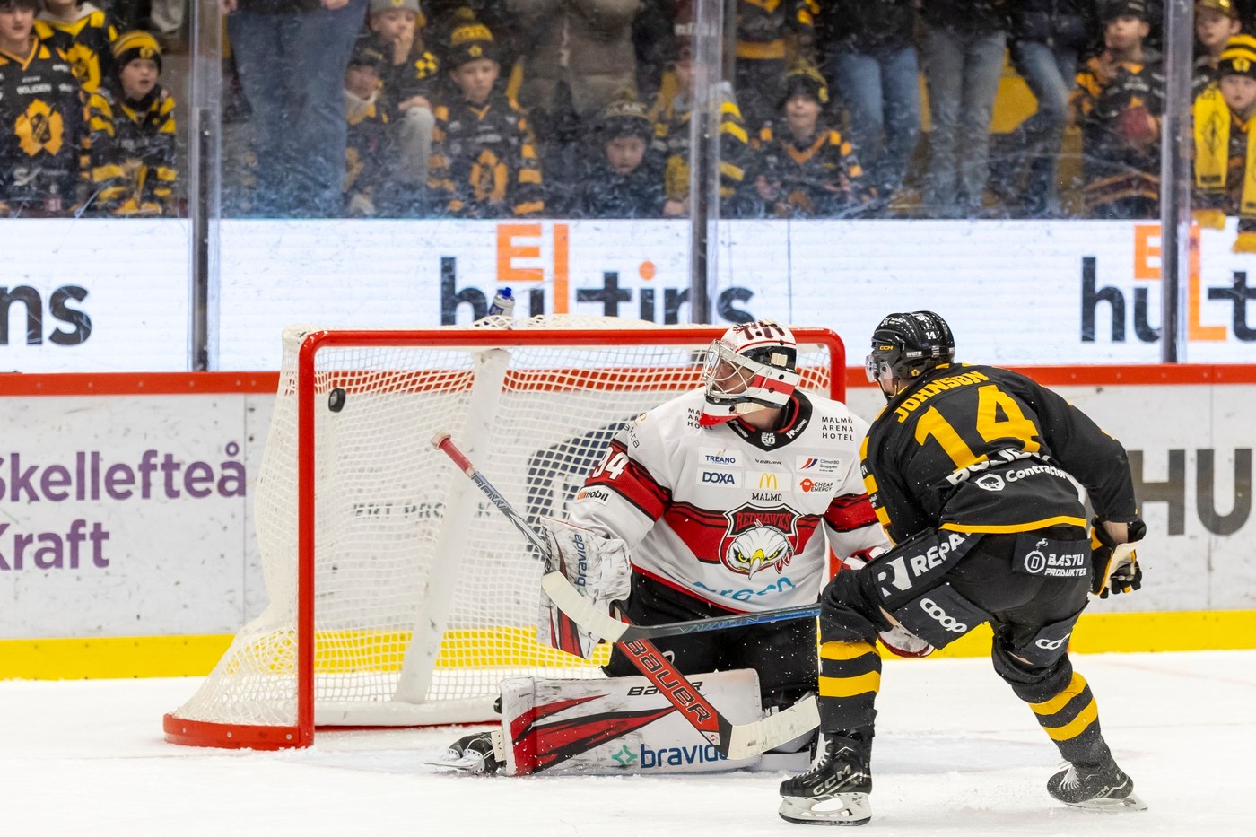 Andreas Johnson finds the net in Skelleftea's win over Malmo