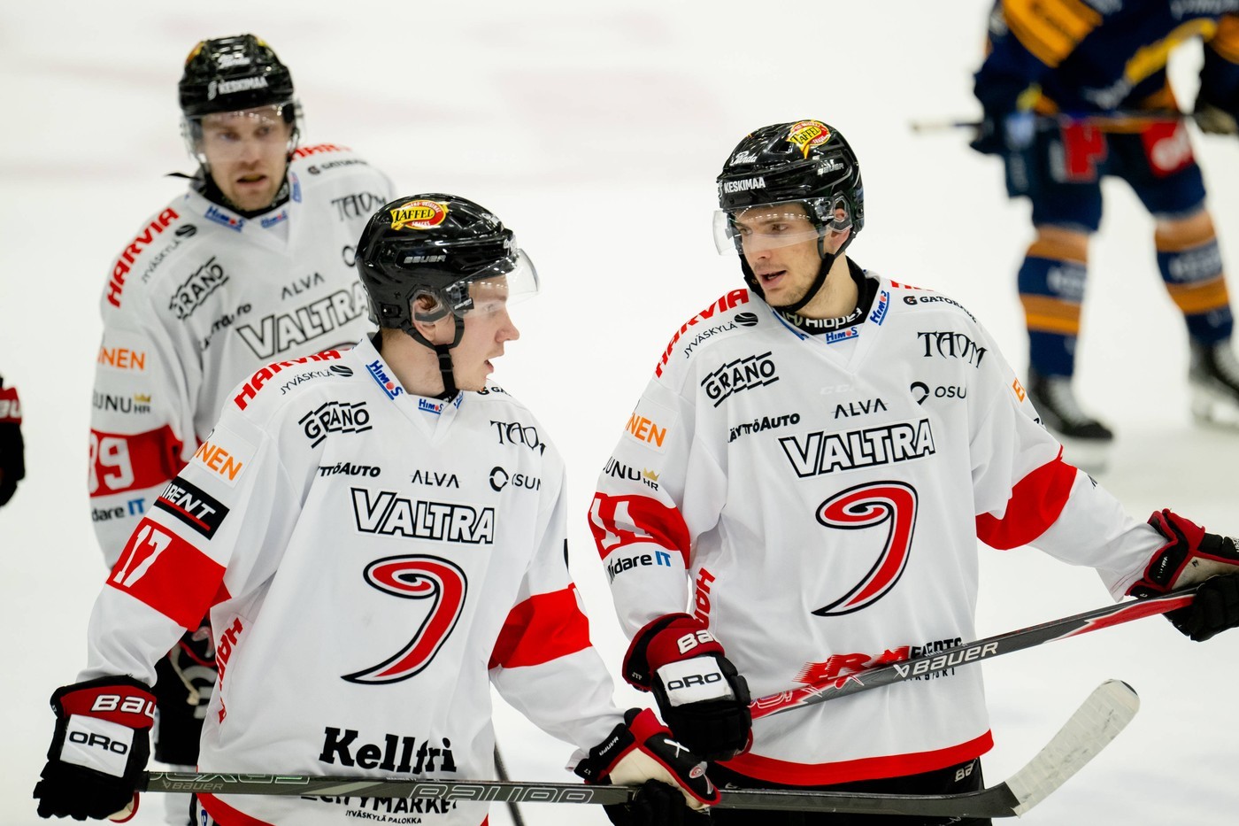 JYP remain third after holding off late Lukko challenge