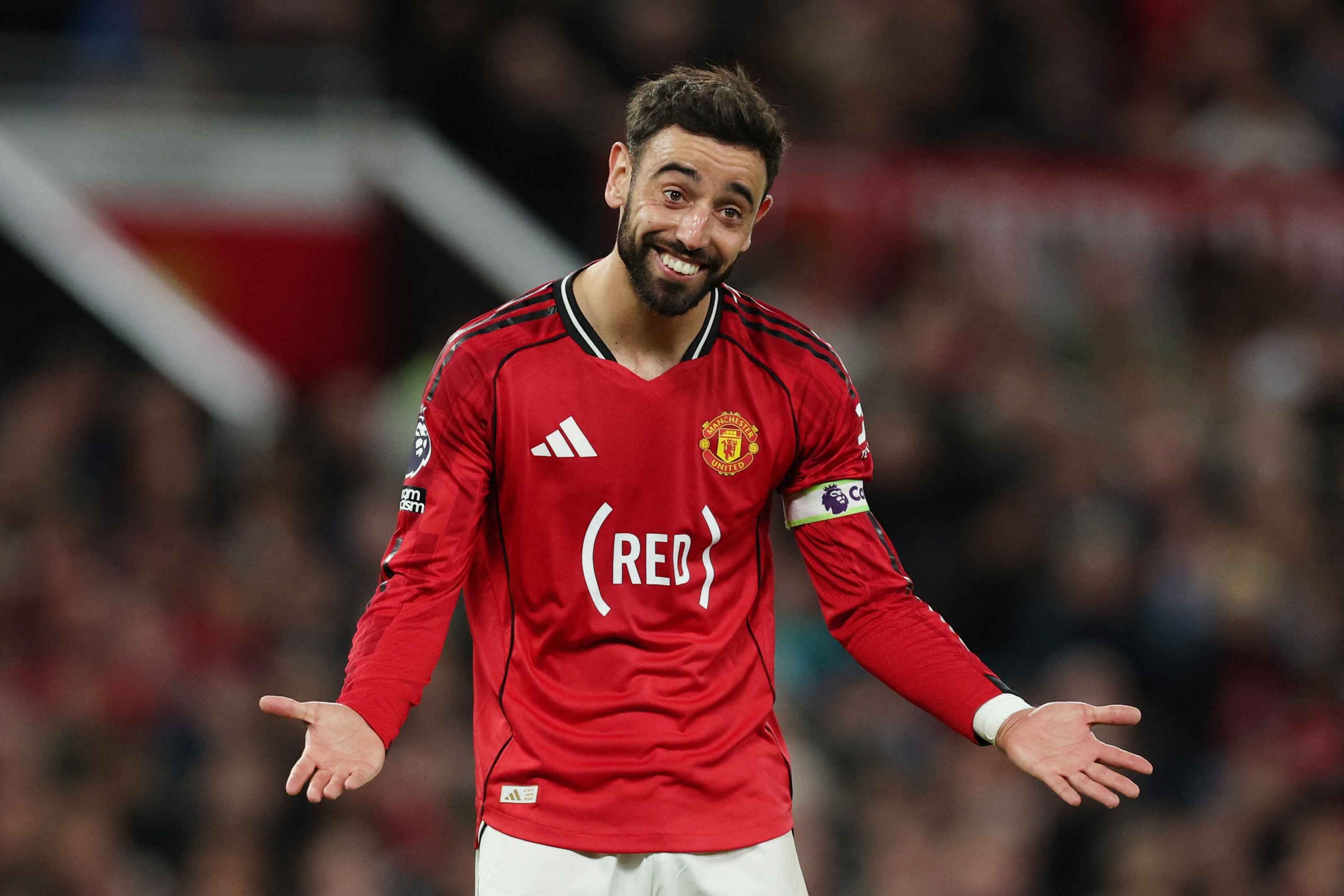 Manchester United open talks to extend Bruno Fernandes contract