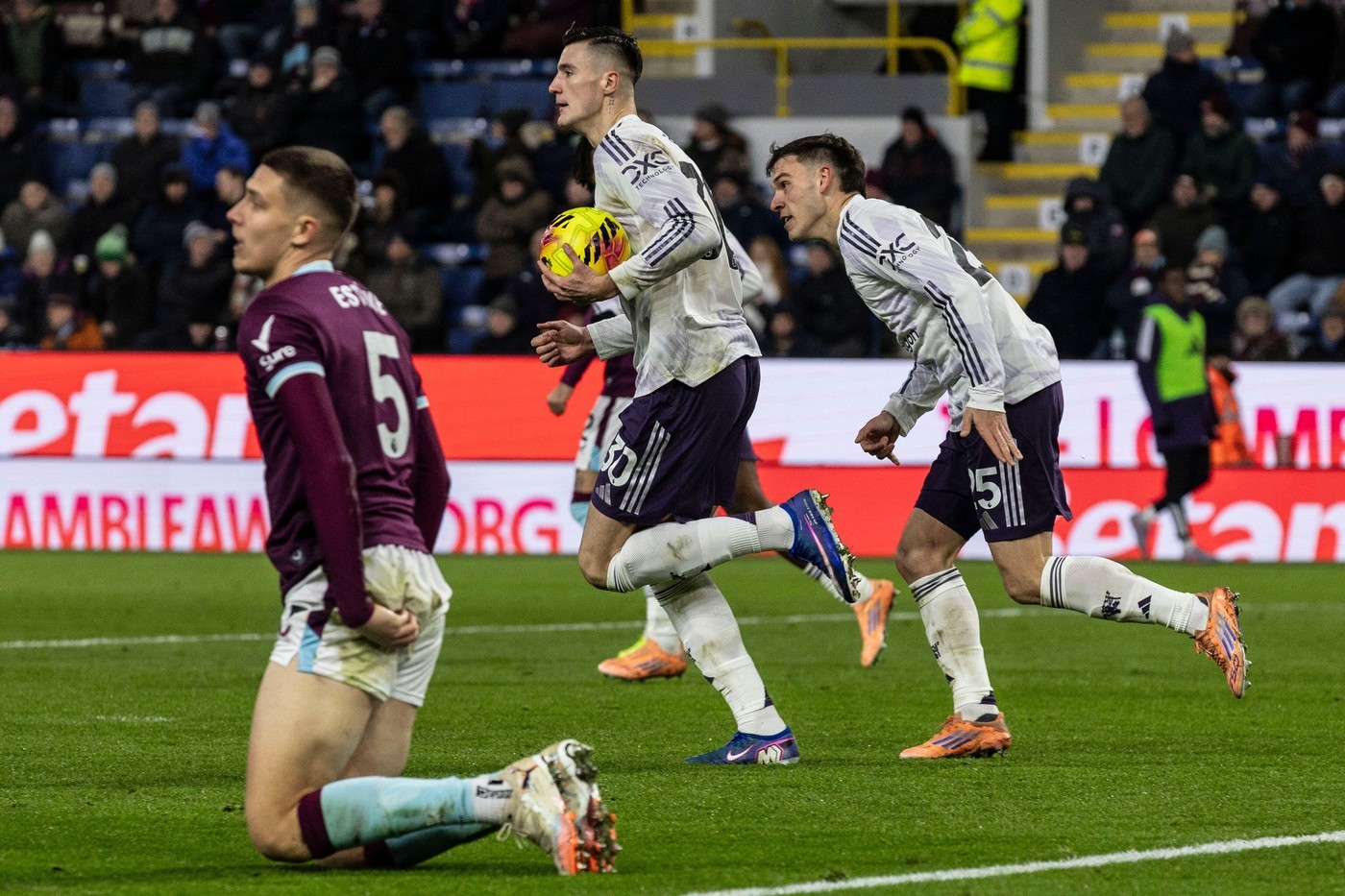 Benjamin Sesko of Manchester United celebrates his first goal