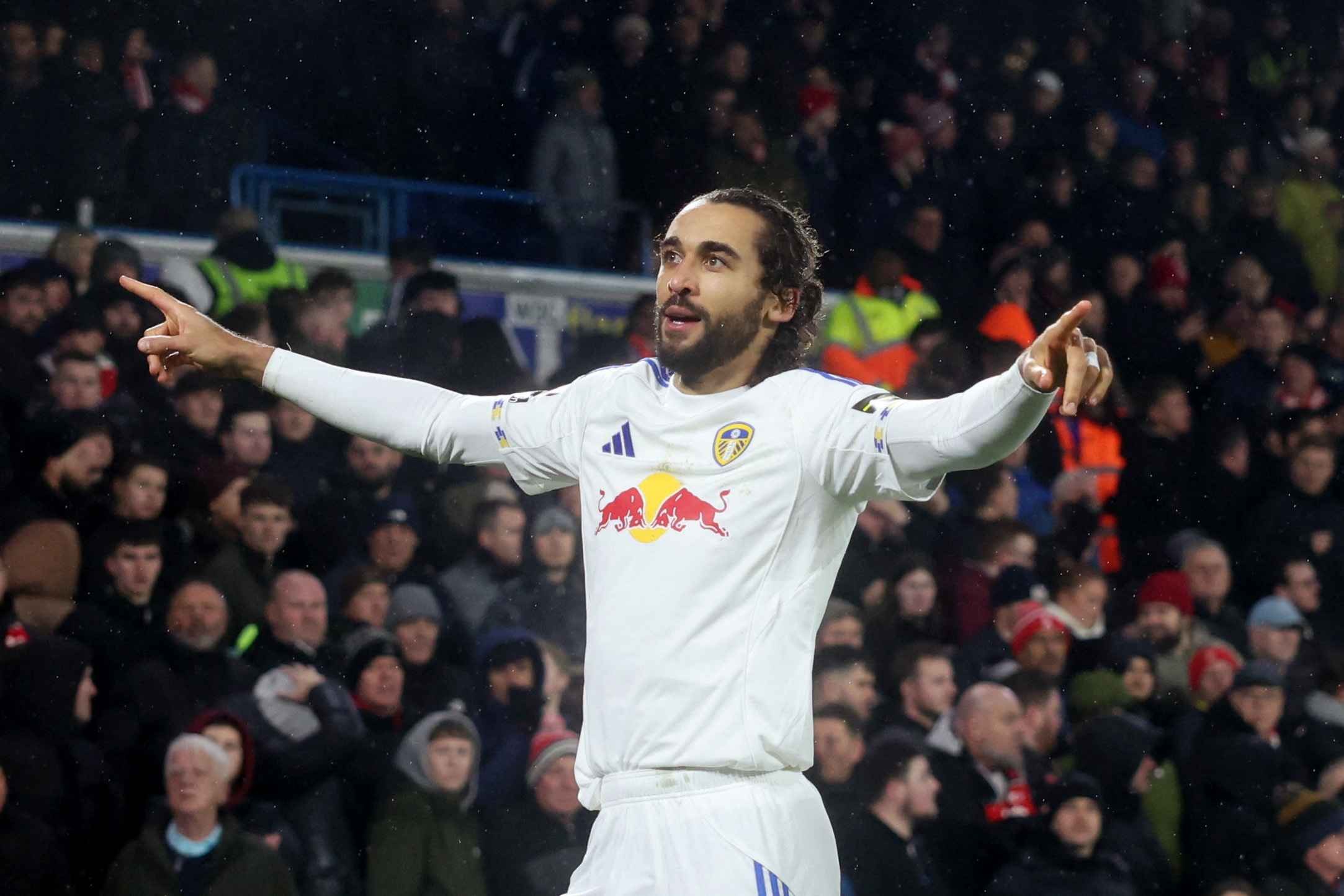 Dominic Calvert-Lewin celebrates