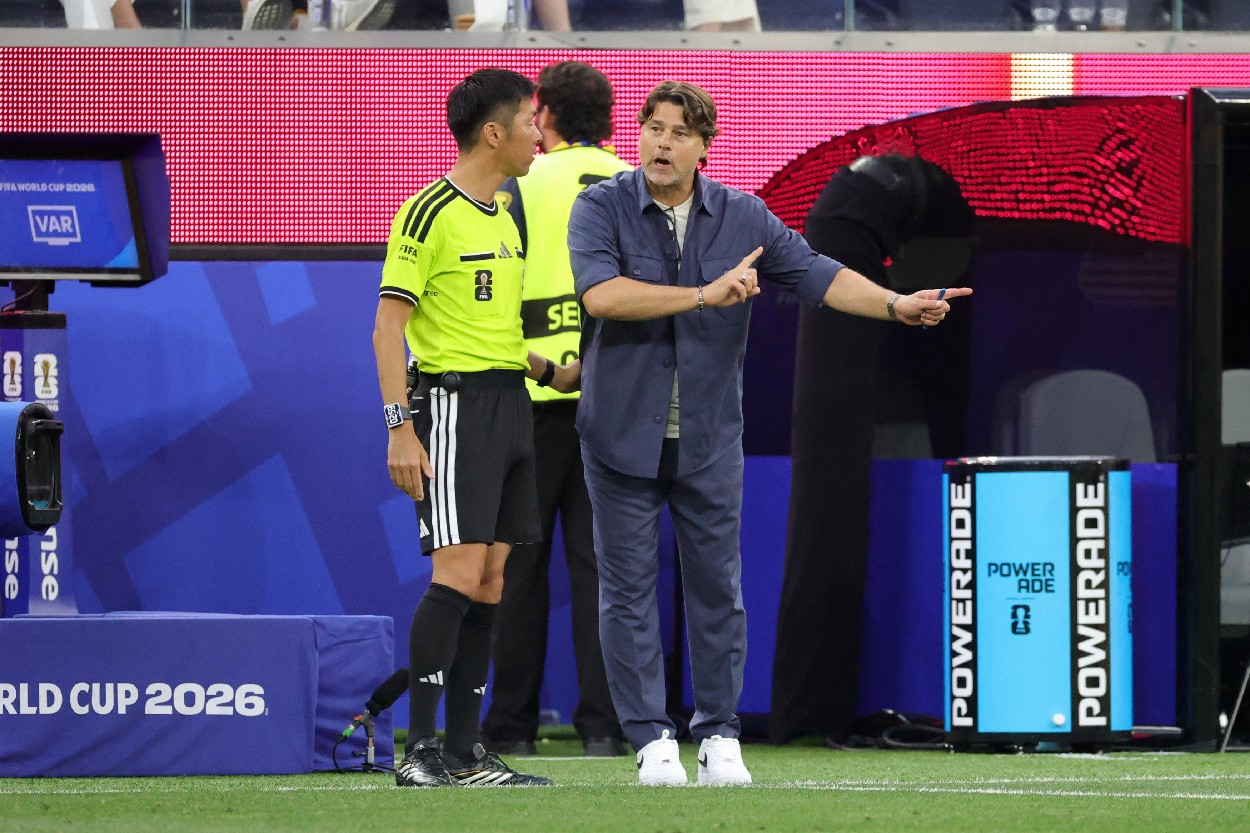 Pochettino on the touchline