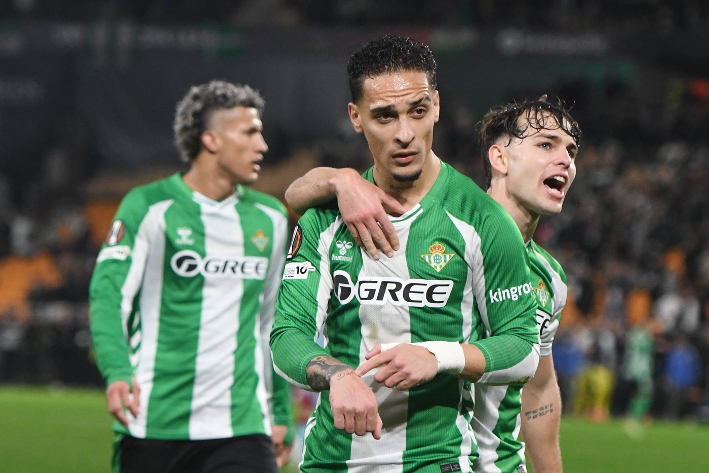 Real Betis' Antony celebrates scoring the 2-0 against Feyenoord