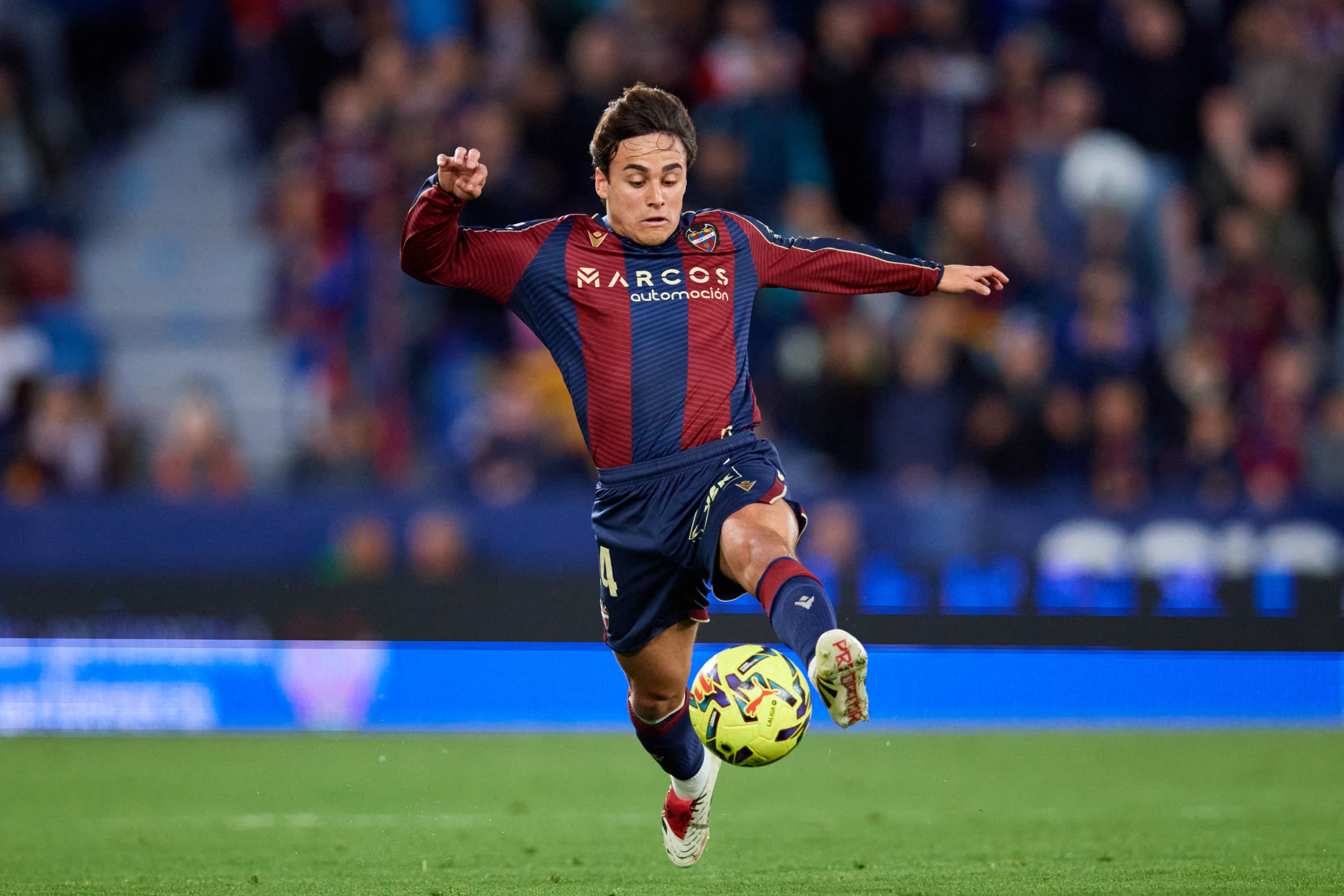 Carlos Álvarez ficha por el América