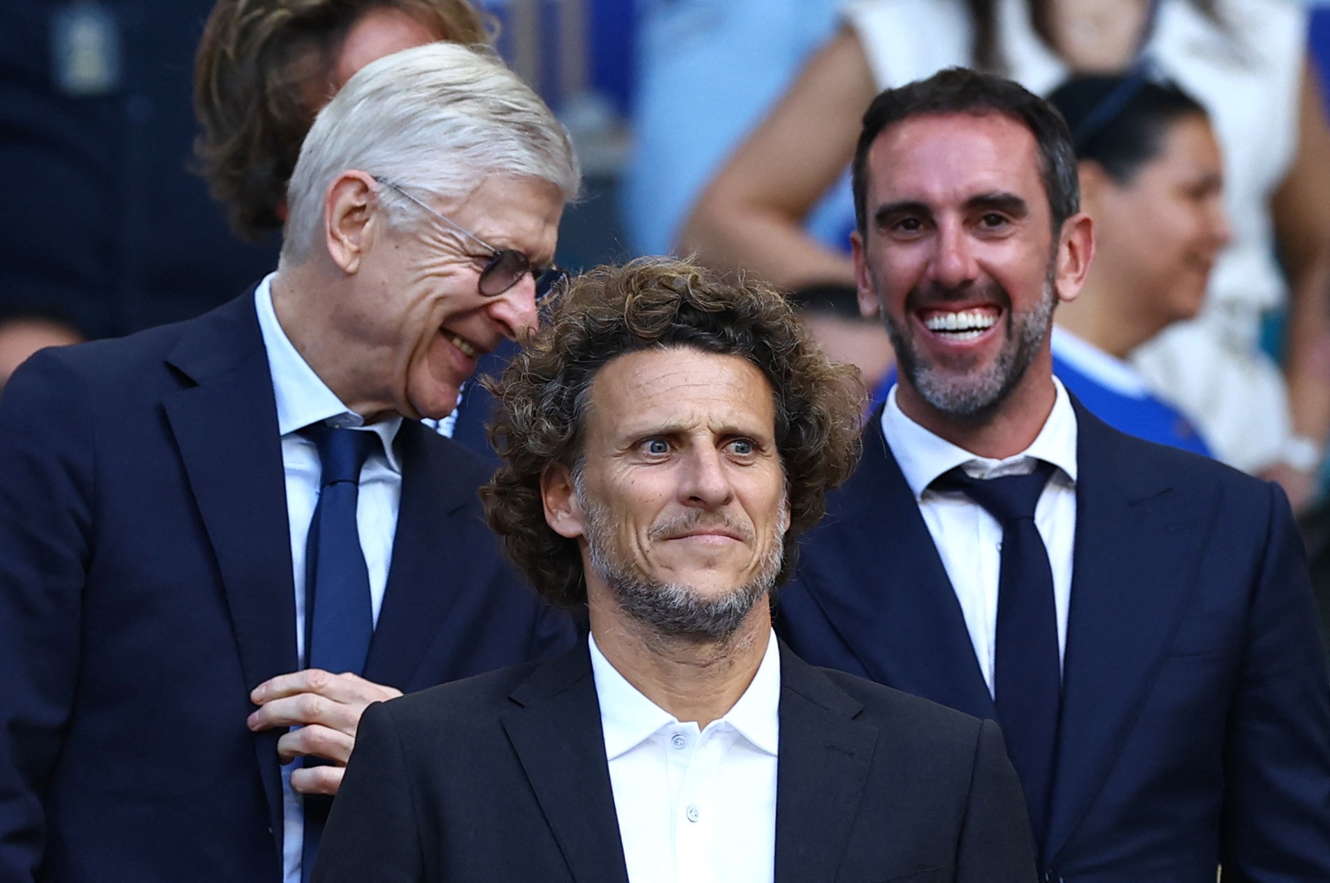 Diego Forlán se hace cargo de Uruguay
