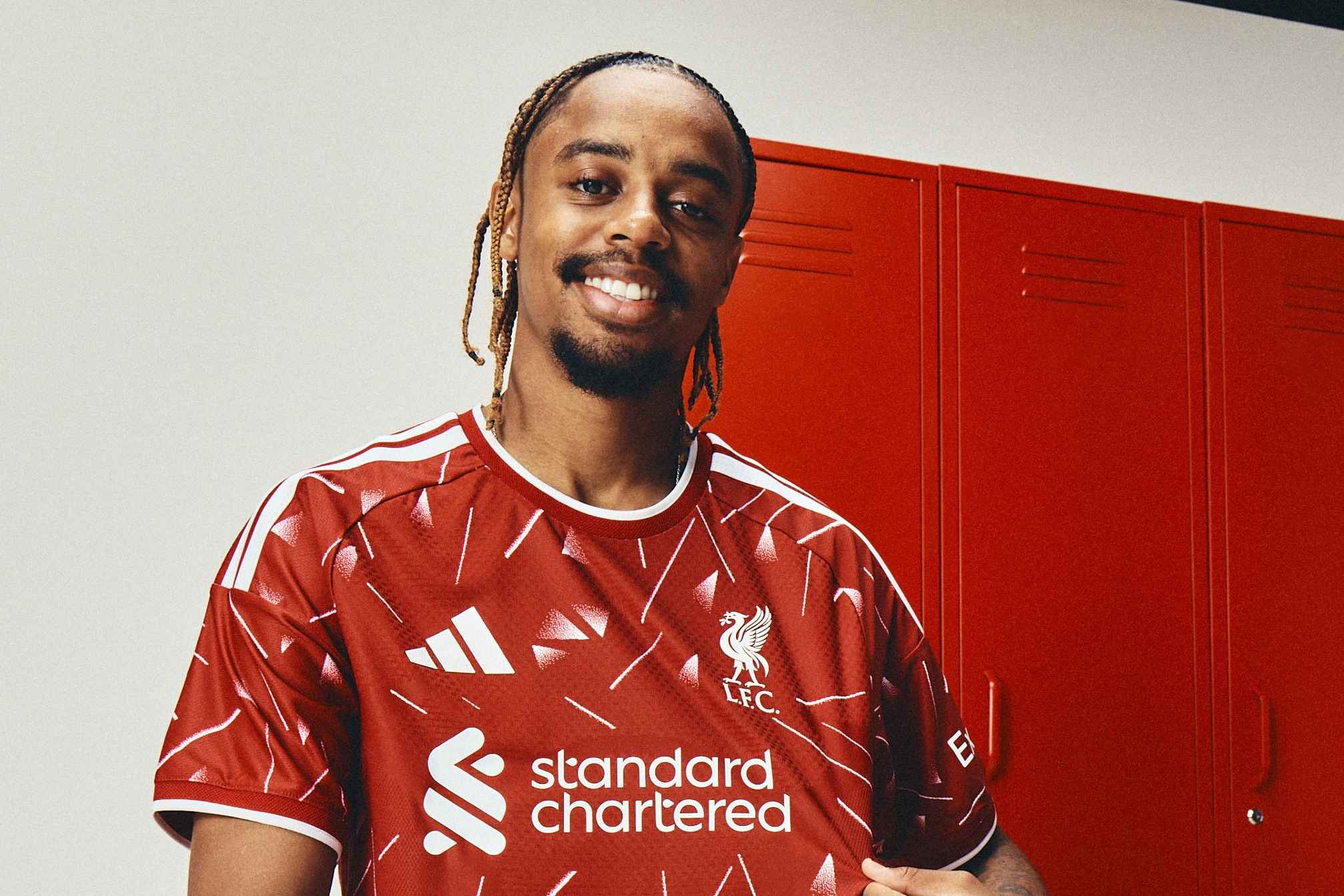 'I hope to achieve big things': Liverpool announce big-money signing Barcola from PSG