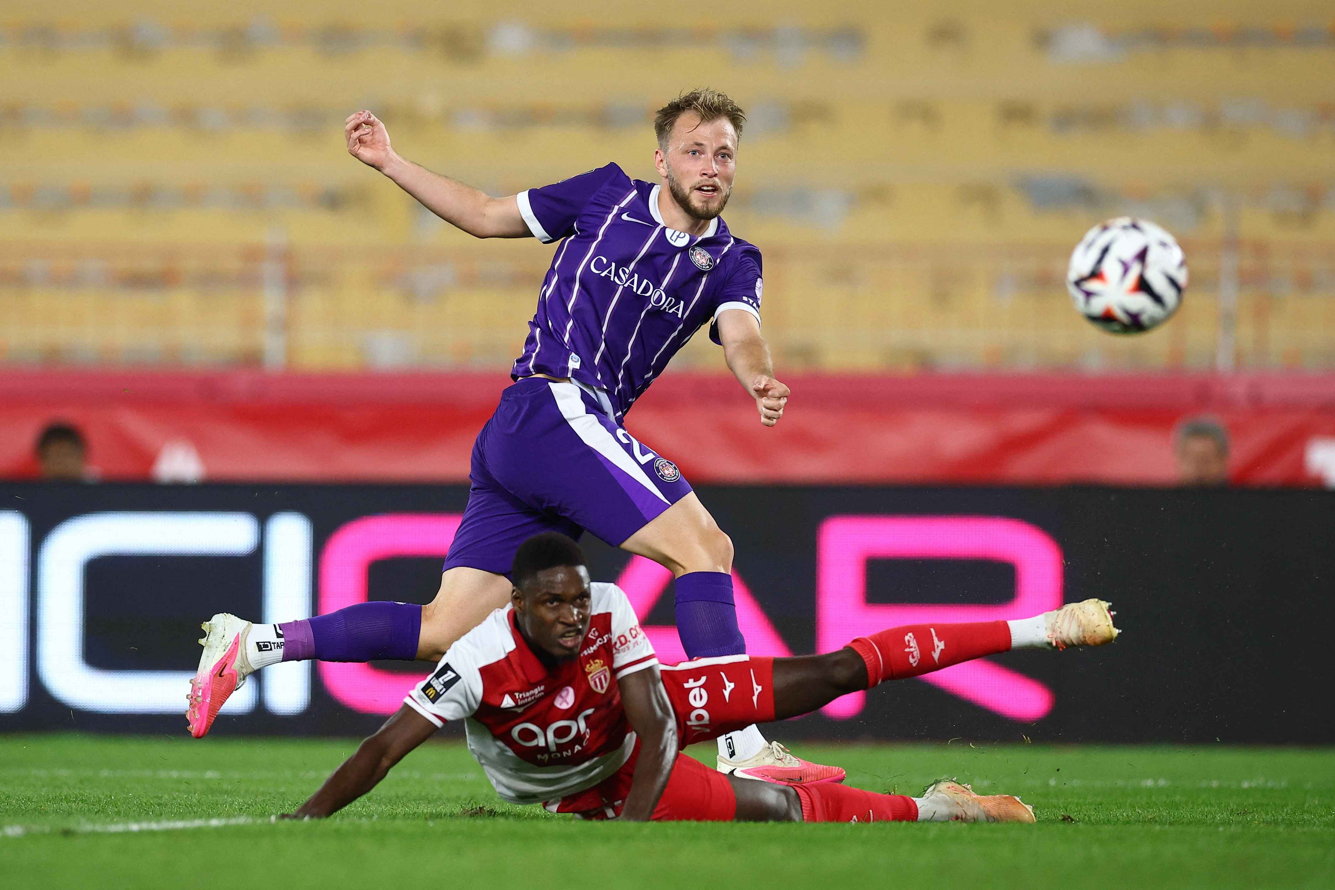 Toulouse v Troyes pushed back to Sunday amid fresh protests in France