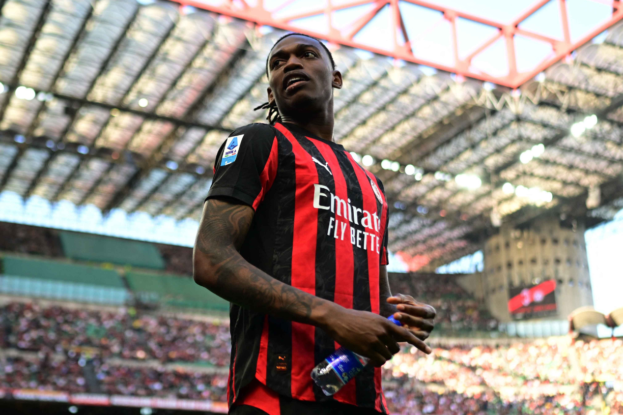 Bayern Munich prepare €60m move for Leao amid Milan stance