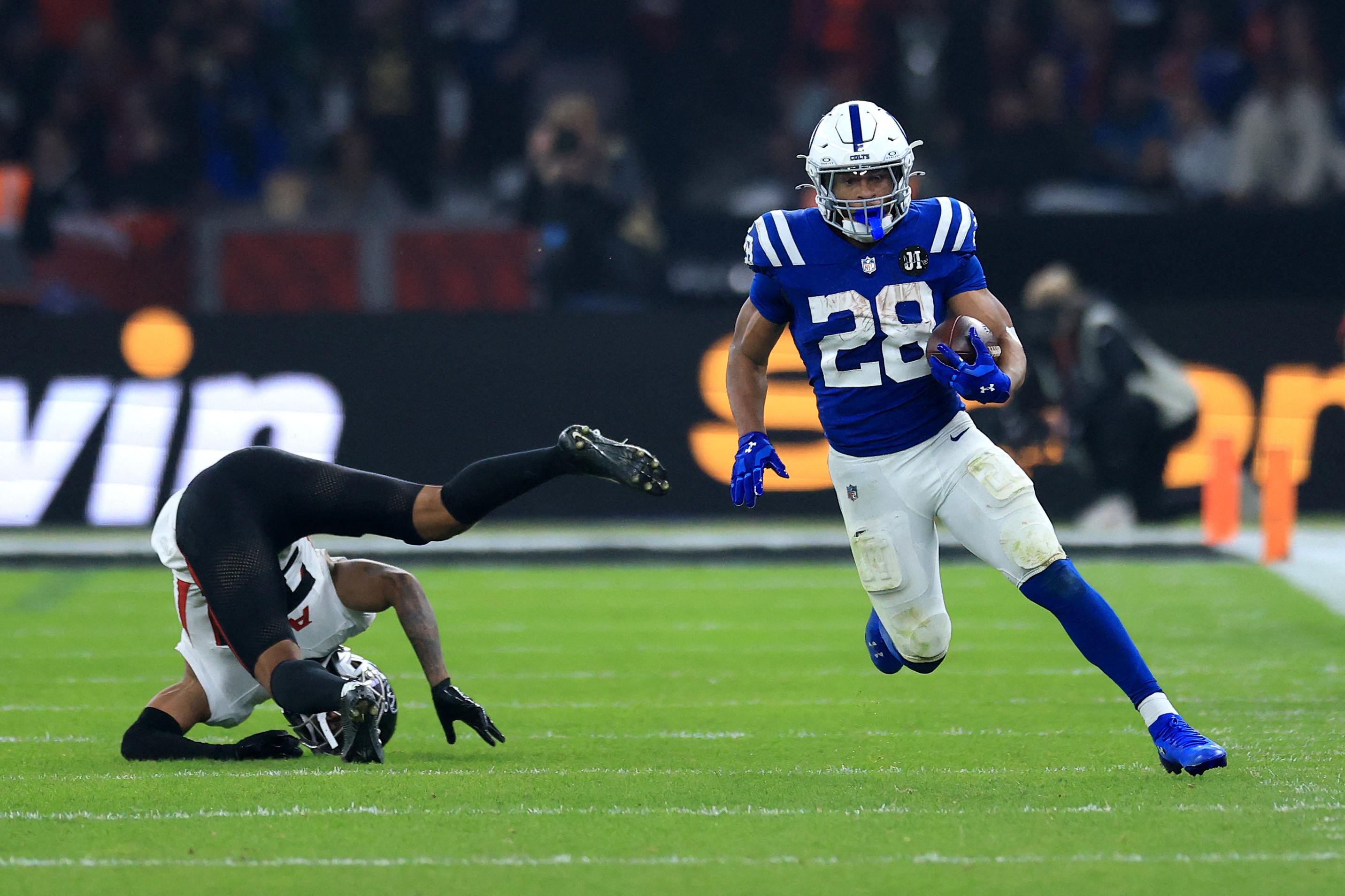 NFL recap: Colts&#39; Jonathan Taylor delivers MVP-caliber effort, Dolphins upset Bills
