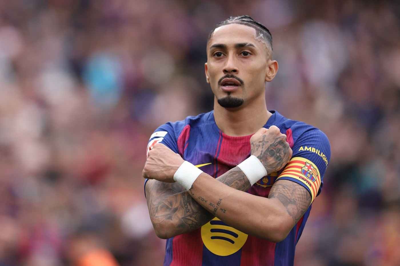 Raphinha reivindica merecimento da Bola de Ouro após temporada excepcional