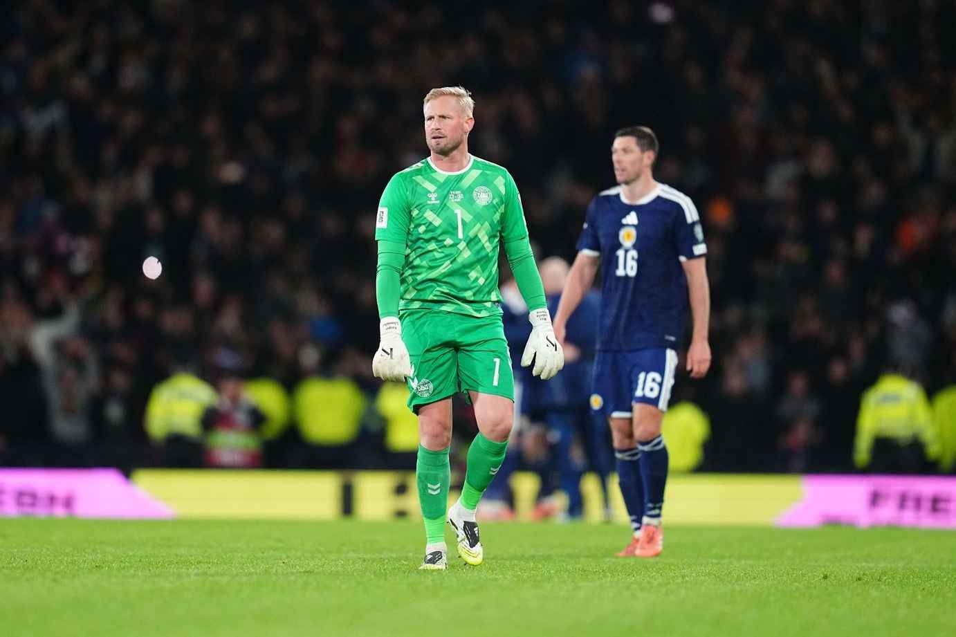 Why the Danish national team coaches have no alternative but to choose the underperforming Kasper Schmeichel
