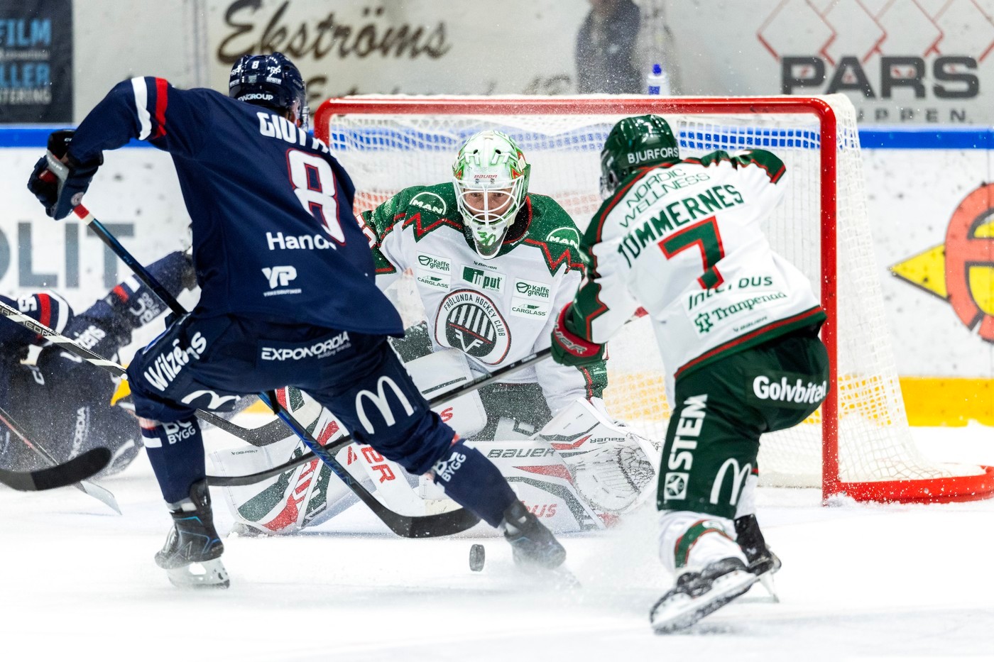 Tobias Normann (centre) recorded a shutout for Frolunda