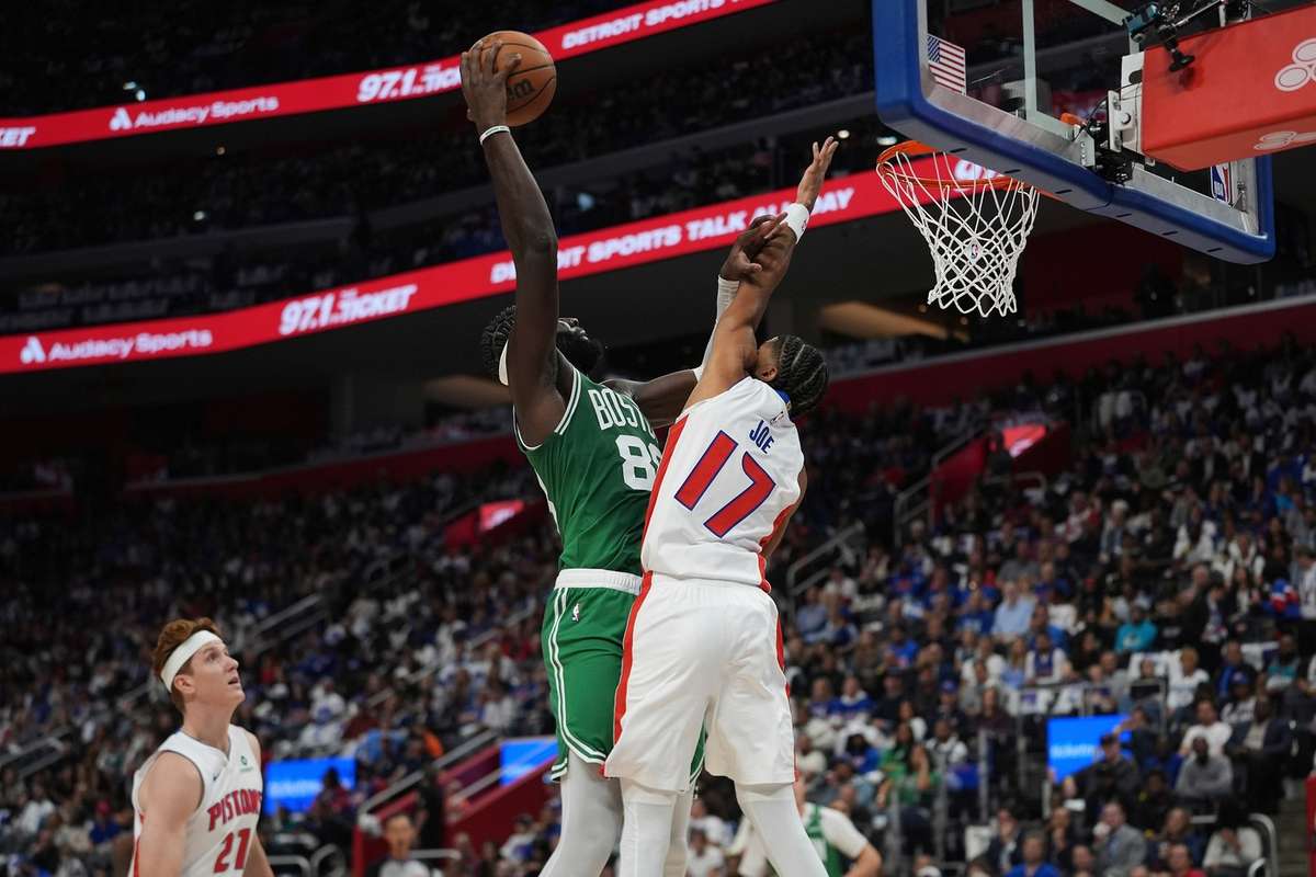 Neemias Queta estreia na NBA pelos Celtics com atuação discreta contra Pistons