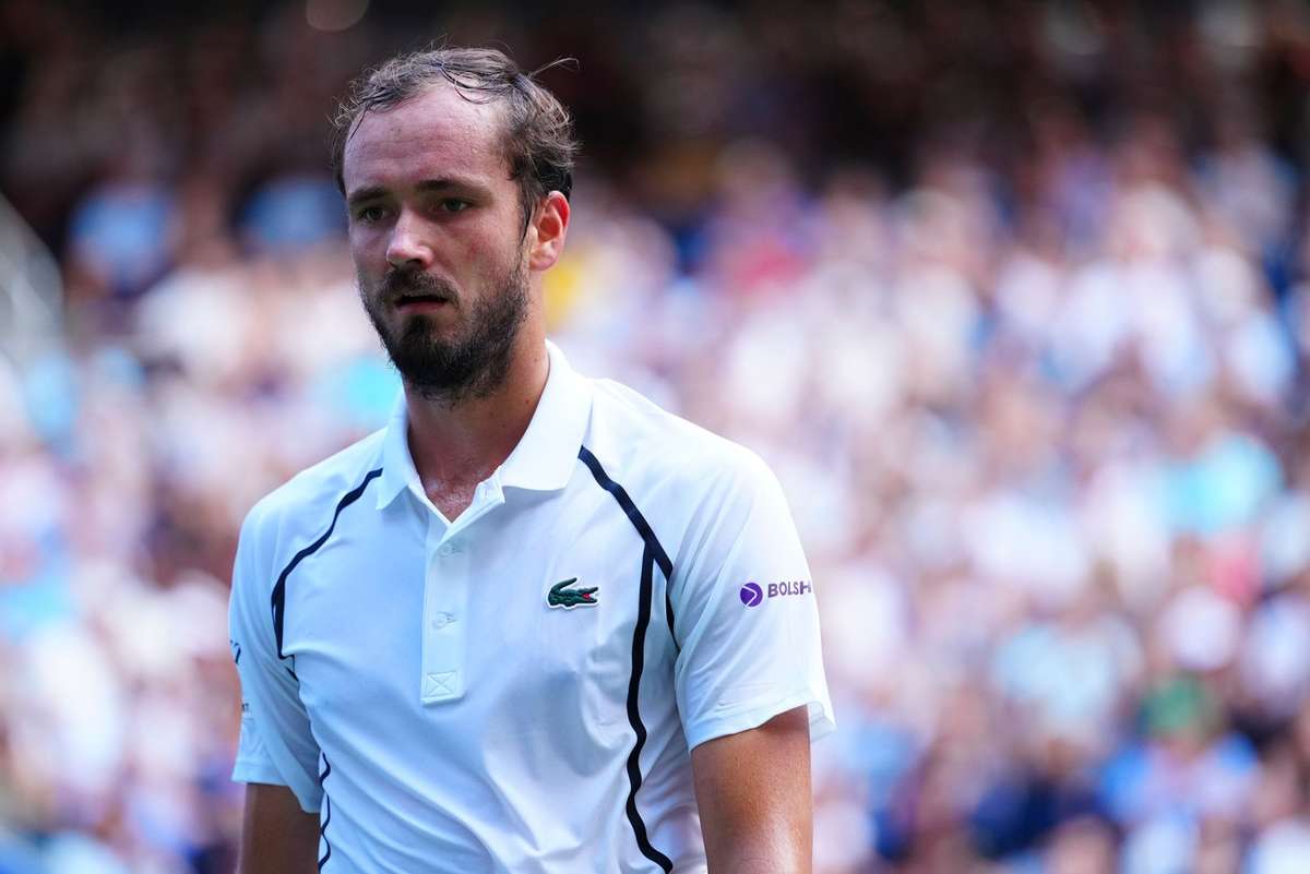 Tennis Tracker: Medvedev, eliminat de la US Open / Cîrstea pierde și ea / Shelton îl învinge pe Tsitsipas