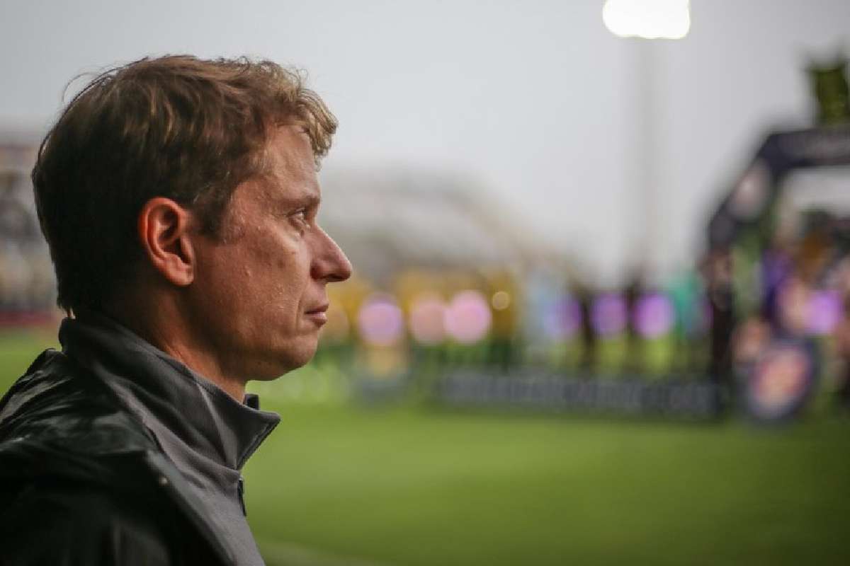 Brasileirão Bragantino empata com Cuiabá na estreia de Seabra e amplia