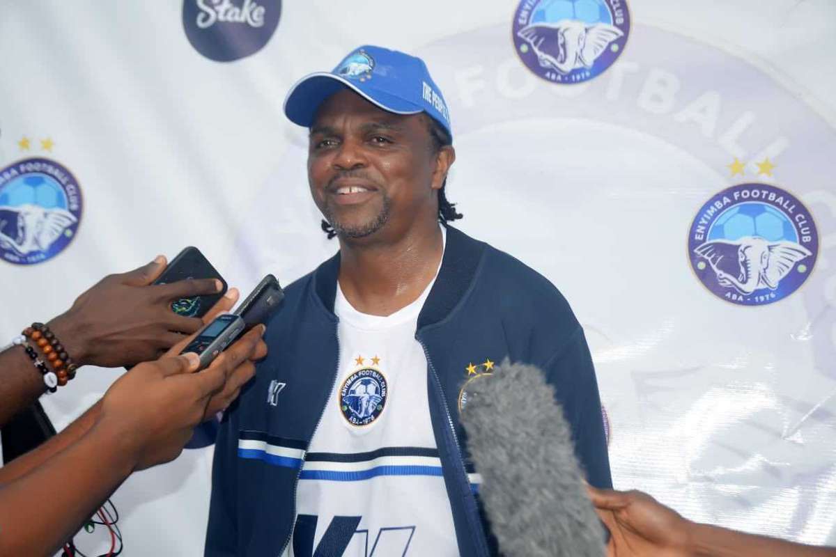 Abu Azeez Praises Arsenal Legend Nwankwo Kanu For Surpassing ...