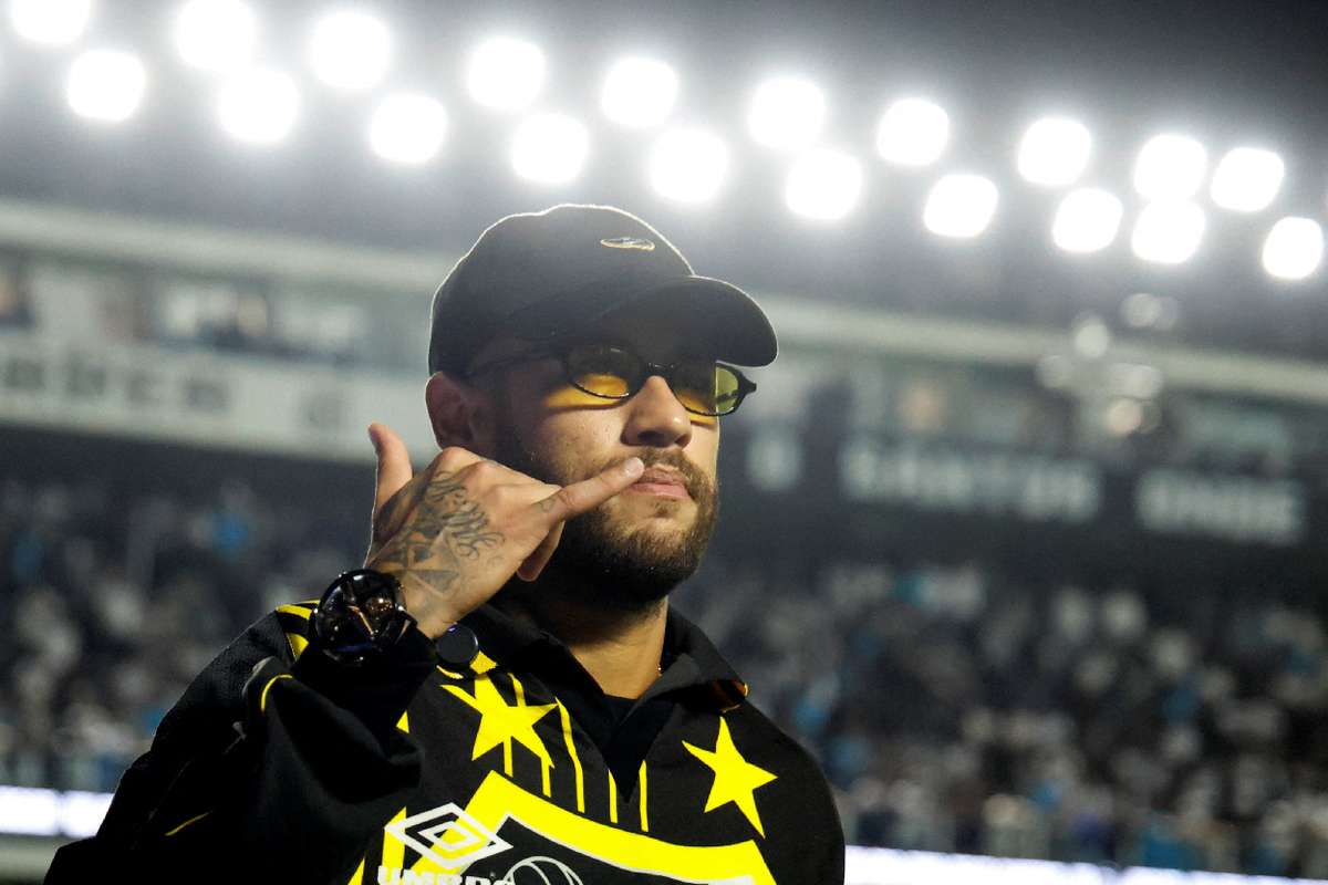Philippe Coutinho Joins Santos On Free Transfer And Reunites With 