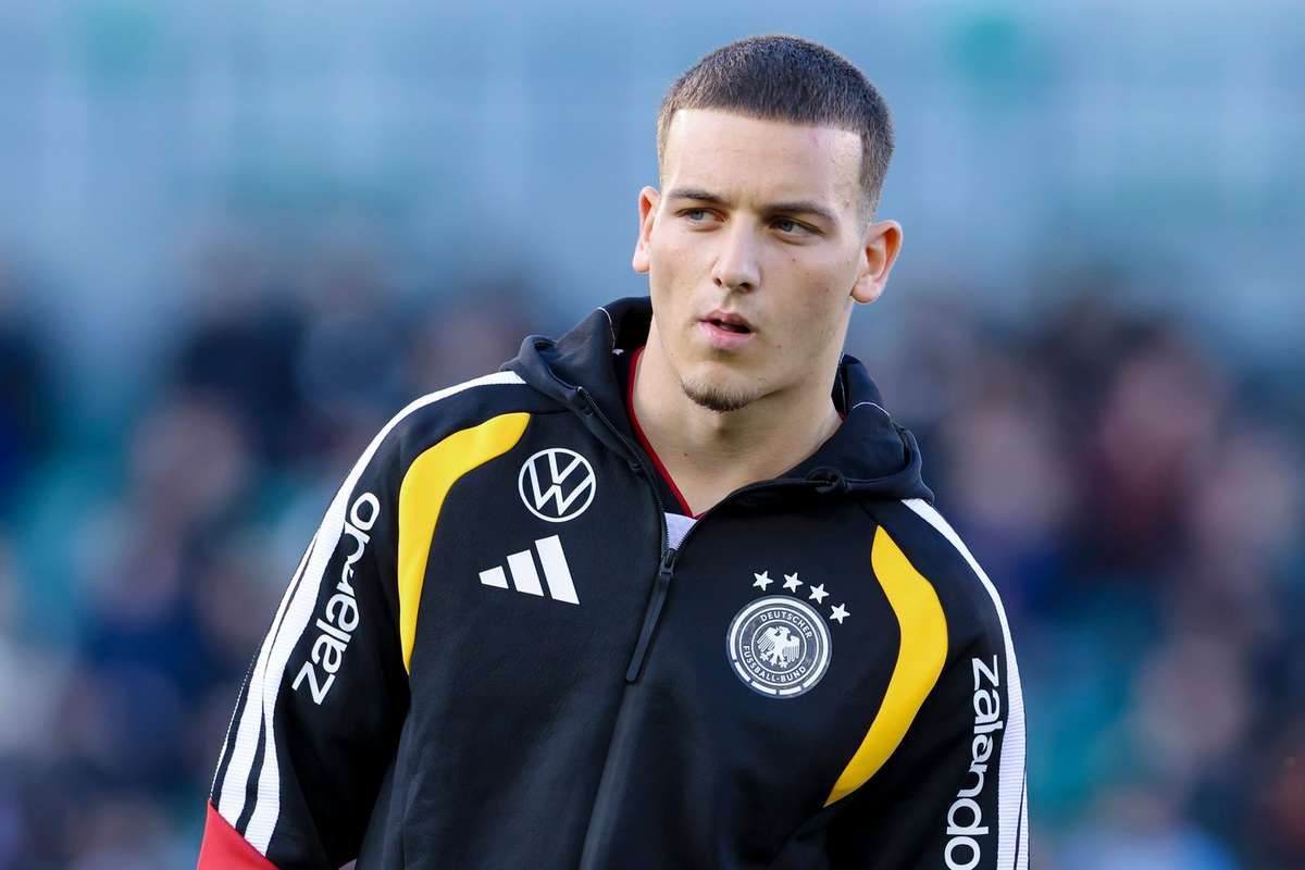 Brighton đang mất dần vị thế trong cuộc chiến 4 bên ở Premier League vì El Mala