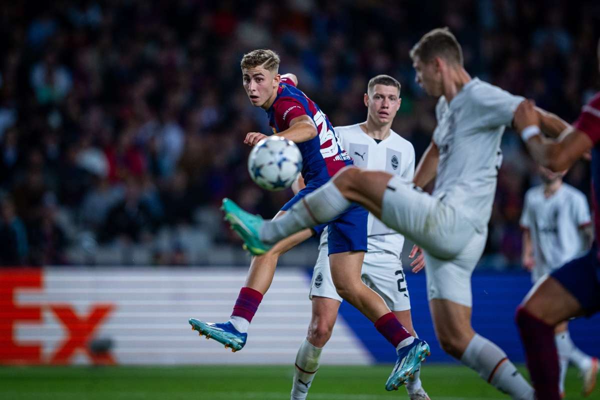 Vini Jr marca golaço e consagra vitória do Real Madrid na La Liga