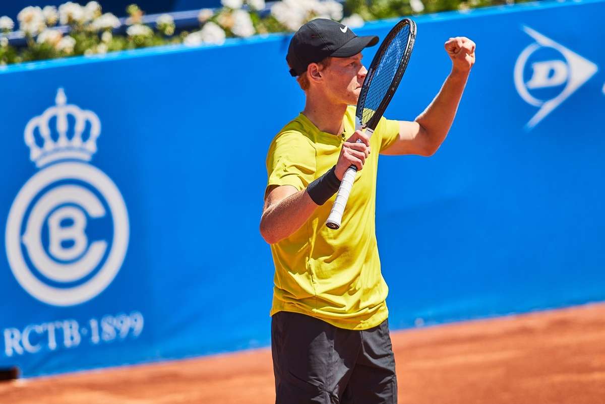 Jeu, Set & Flash Alcaraz, Sinner et Tsitsipas en 1/4 à Barcelone