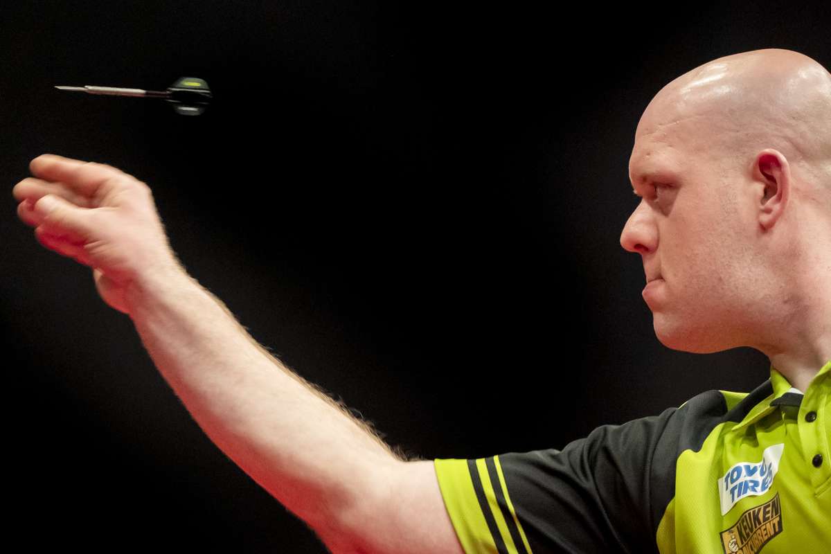 Van Gerwen verslaat in finale Luke Humphries en wint European Darts