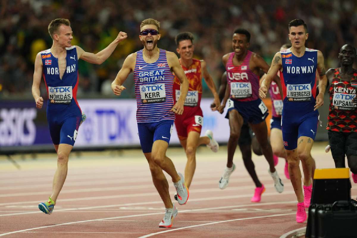 Kerr Stuns Ingebrigtsen To Win 1,500m Gold At World Championships ...