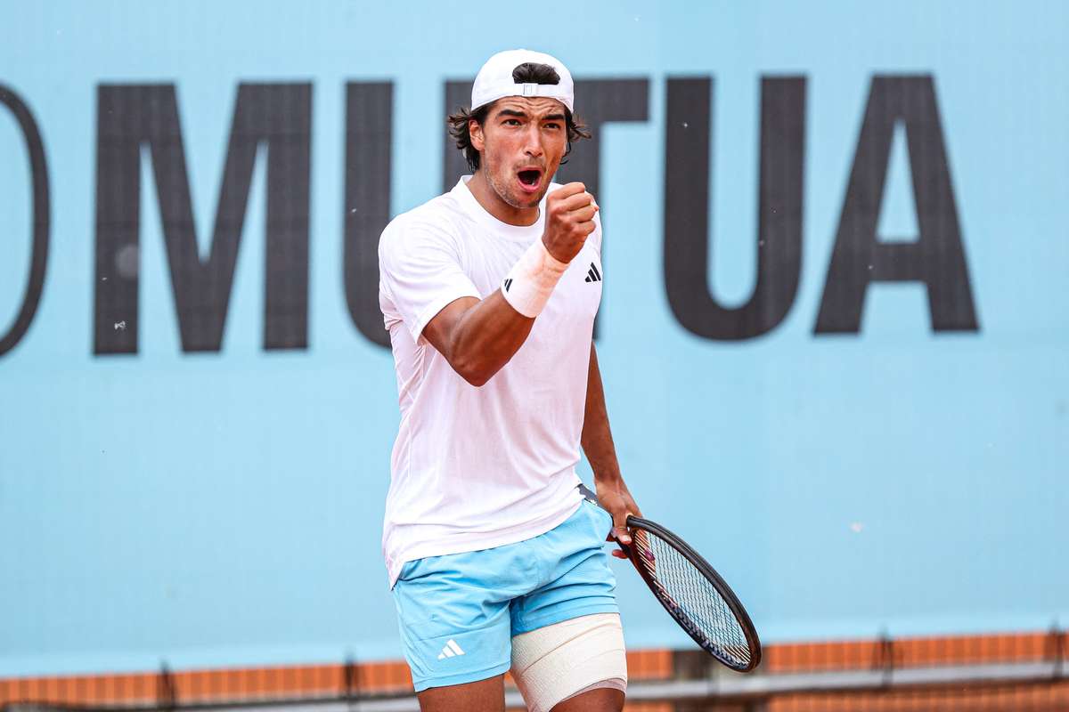 Henrique Rocha vai à final do Porto Open após desistência de adversário