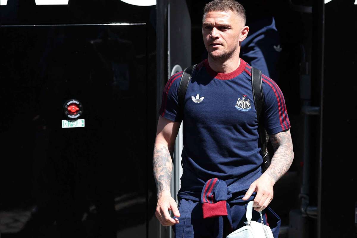 Kieran Trippier performs Wolves U-turn after Rob Edwards sack